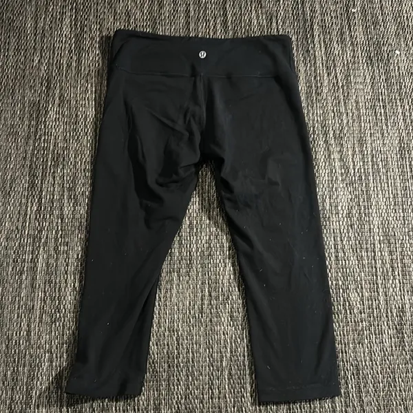 Lululemon Wunder Under Crop Compressive Leggings Size 8 - Image 3