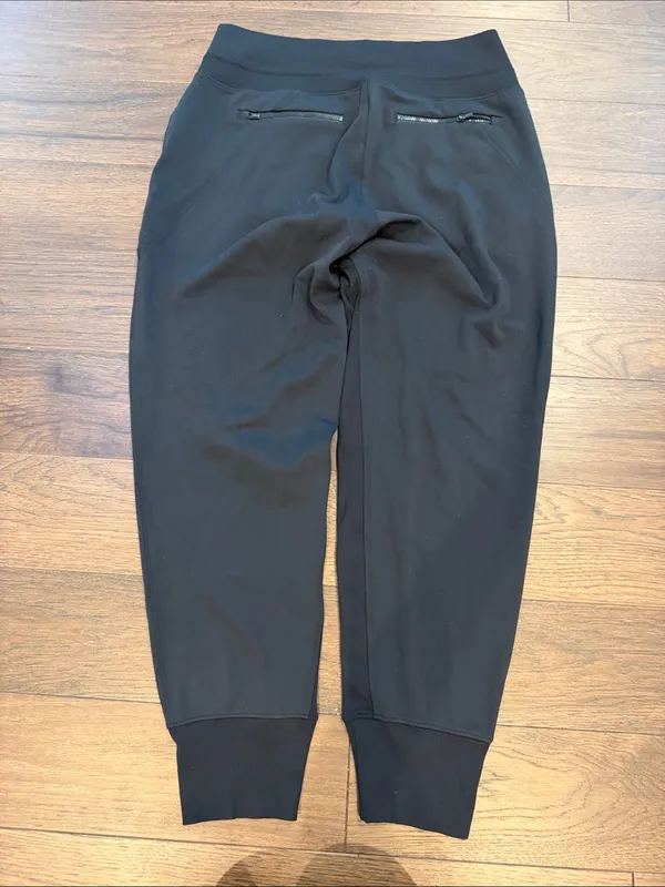 Athleta Women's Venice High Rise Jogger Size Medium - C30-102 - Image 8