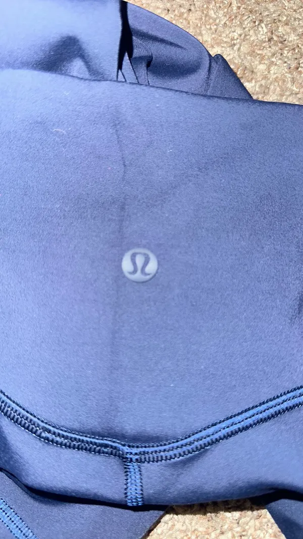 Lululemon Navy 25" Leggings - Image 4