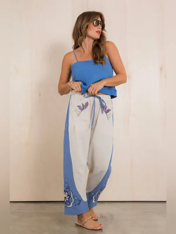 Umgee Floral Embroidered Barrel Pull On Pant Size Medium Boho-Coastal - Image 10