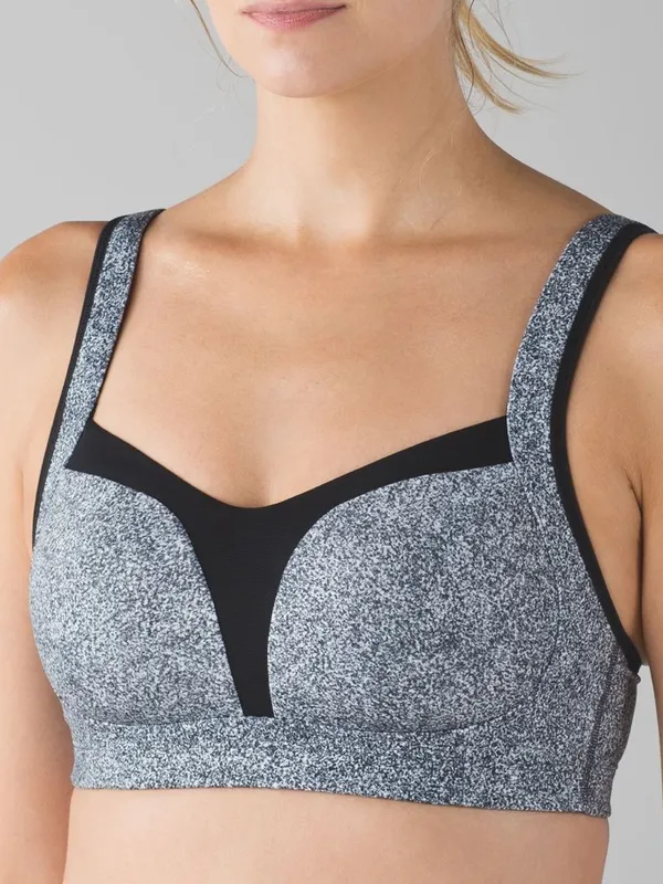 Lululemon Tata Trainer Sports Bra in rio mist white black size 34C - Image 2
