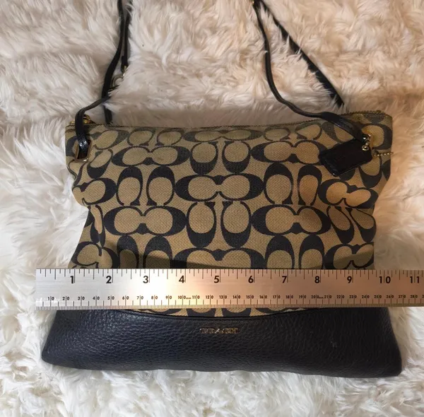 Coach Bag Shoulder Crossbody Signature Logo Y2k - Image 4