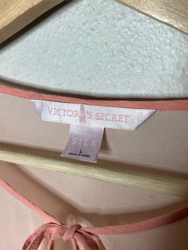 Y2K Vintage Victorias Secret Pink 100% Silk Ruffle Trim Tie Front Cardigan Top - Image 7