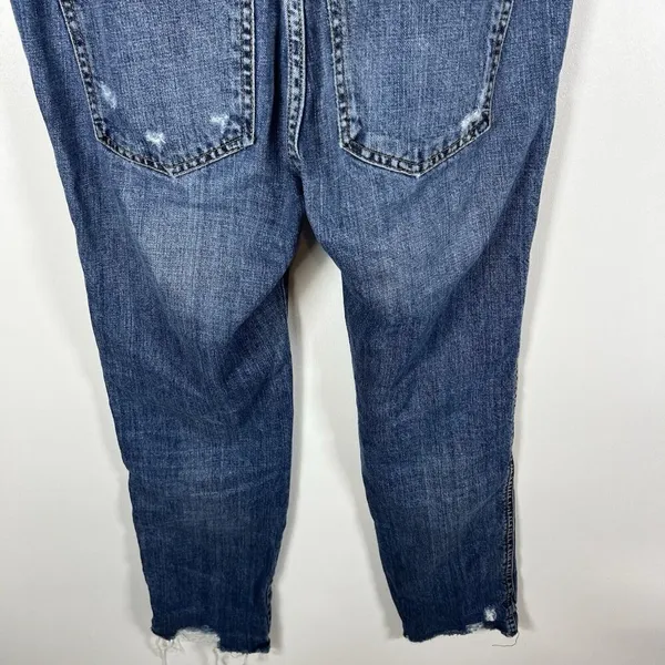We The Free Jeans Straight Leg Raw Hem Medium Wash Women's Size‎ 25 Boho - Image 9