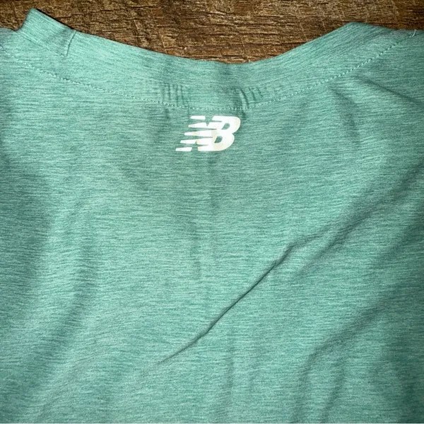 New Balance Ruched Side Crewneck Women's Short Sleeve Fitted Aqua Green Top - Image 10