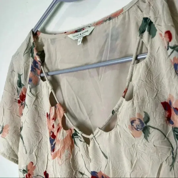 LUCKY BRAND Women's Pink Floral Flutter short sleeve Top S - Image 11