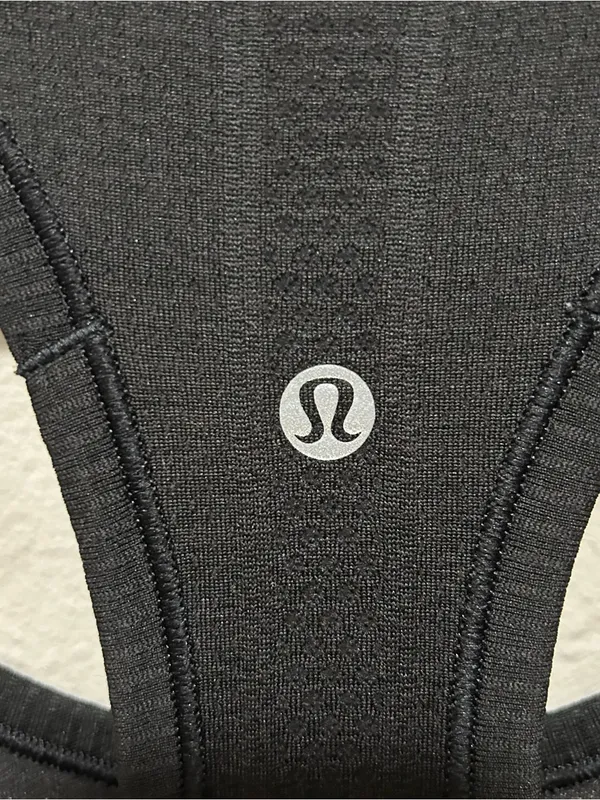 Lululemon Swiftly Tech Racerback Tank Black Size 8 Seamless Running - Image 3