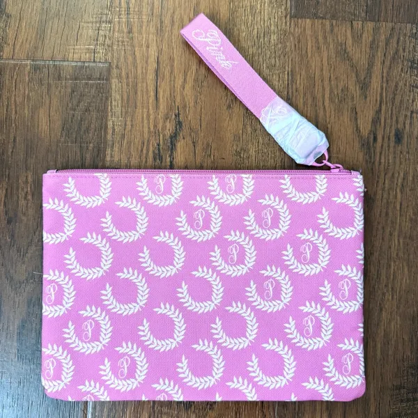 VICTORIA’S SECRET pouch, NWT - Image 4