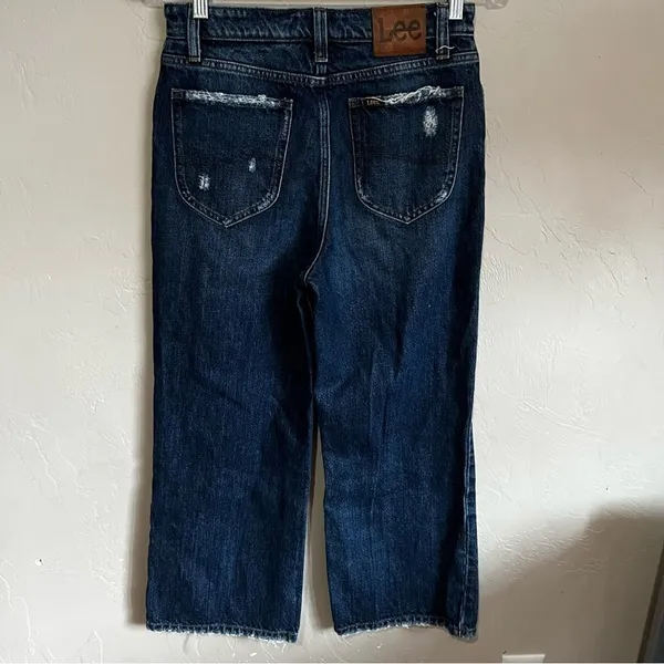 Lee Vintage Modern High Rise Wide Leg Cropped Denim Jeans‎ - Image 8
