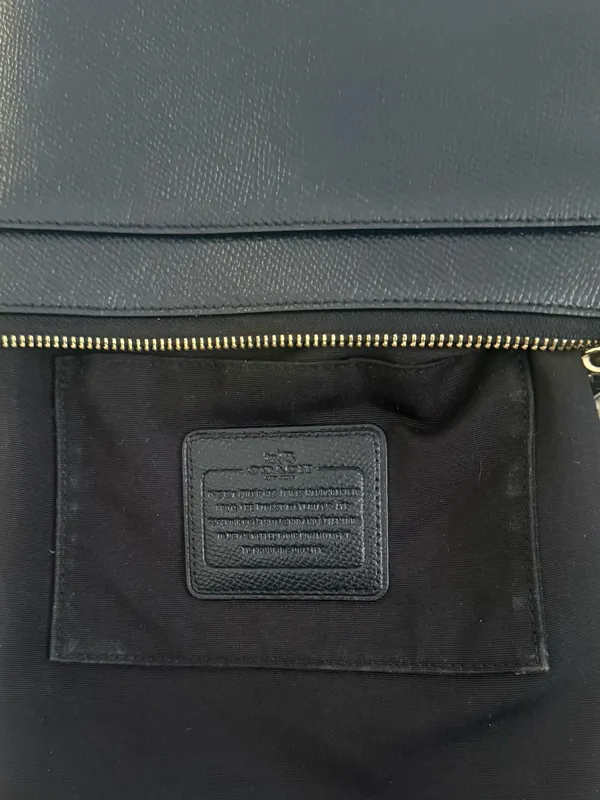 Coach Crossgrain Leather North South Crossbody Messanger Bag Black - Image 7