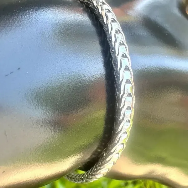 Monet silver tone vintage bracelet - Image 10