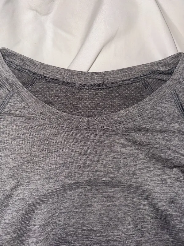 Lululemon Swiftly Tech Long Sleeve - Image 5
