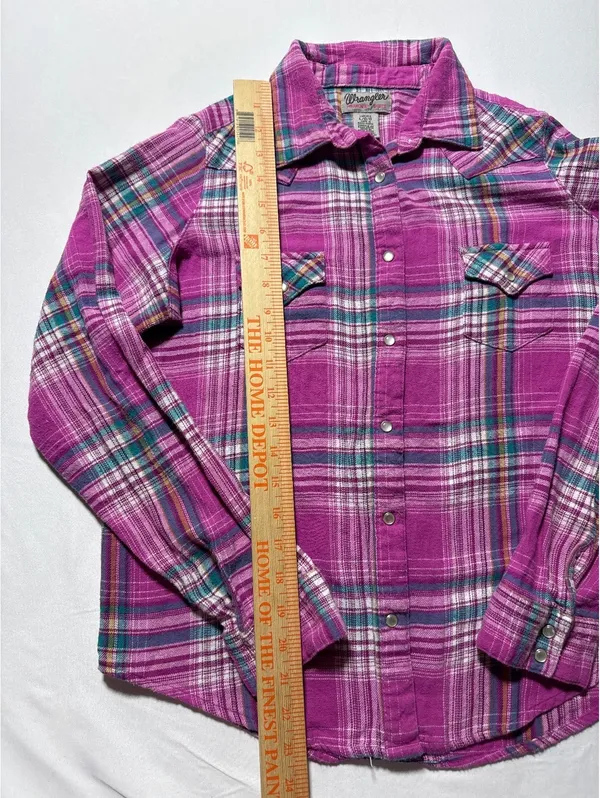 Wrangler Pink Plaid Snap Button Flannel Shirt - Size L - Flâ - Image 4