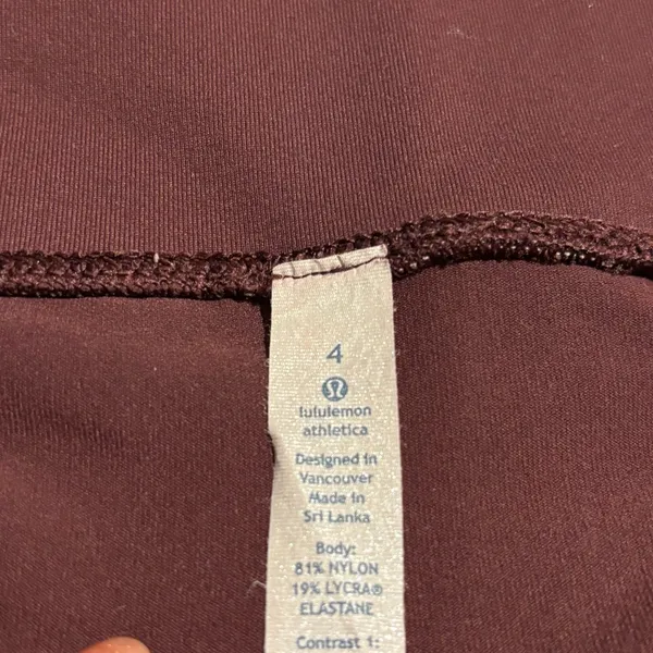 Lululemon athletica burgundy boogie shorts size 4 - Image 6