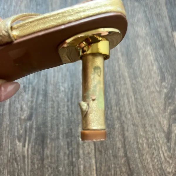 42 Gold Gold Heel Size 8 - Image 6