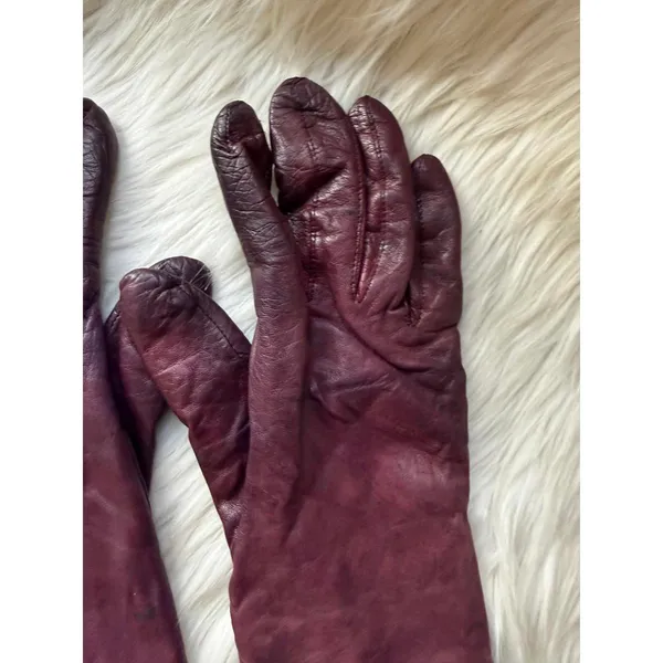 Vintage Leather Gloves in Burgundy - Image 2