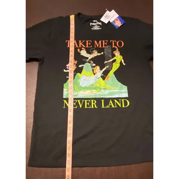 NWT Disney Peter Pan Take Me To Never Land Graphic Tee Black Large L - Image 5