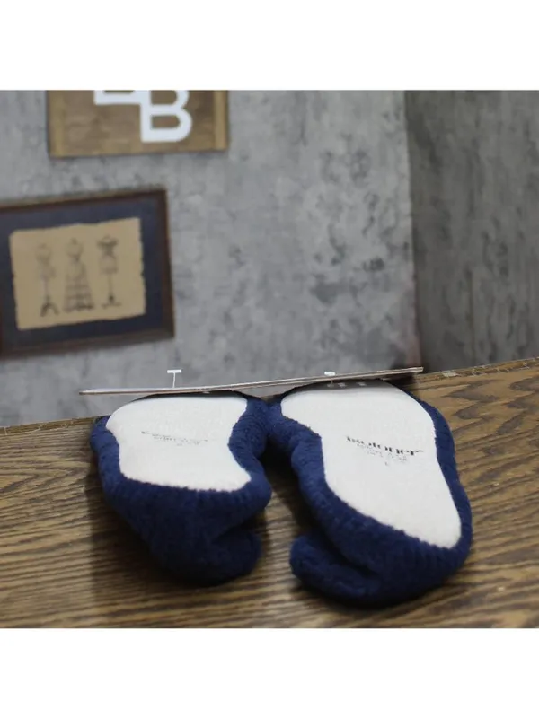 NWT Isotoner Microterry Gemma Ballerina Slippers Navy Blue Chevron M (6.5-7.5) - Image 8