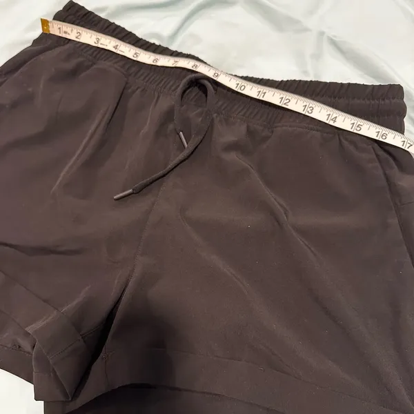 90 Degrees by Reflex Black Running Shorts Women's Size XL. Folded Hem. Pockets. - Image 3