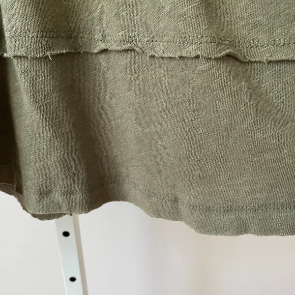 We The Free M‎ Green Henley Linen Slub Raw Hem Boho Slouchy Lagenlook NWT - Image 3