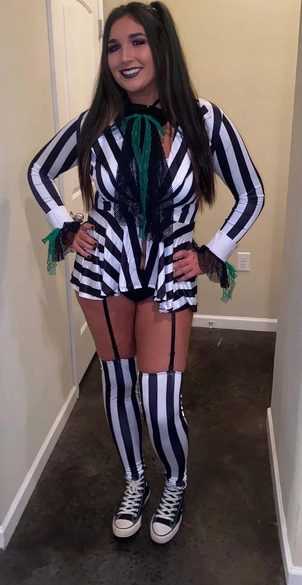 Forplay Bettle juice Halloween Costume - Image 2