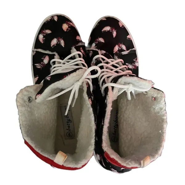 Betty boop SNEAKERS size 9 fashion high top Retro Quirky Graphic - Image 6