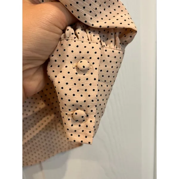 H&M but‎ in work too pink polka dot long sleeves - Image 3