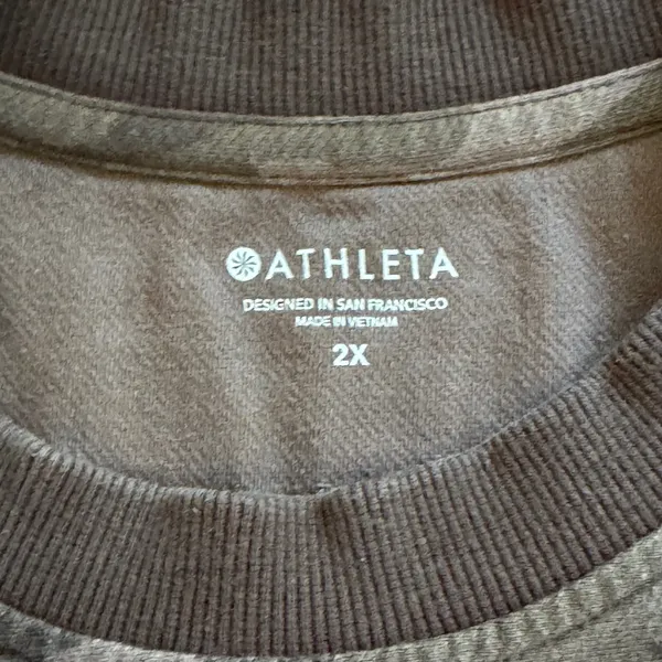 Athleta Womens Camo Sweatshirt 2X Olive Green Curvy Girl Camouflage Crewneck - Image 3