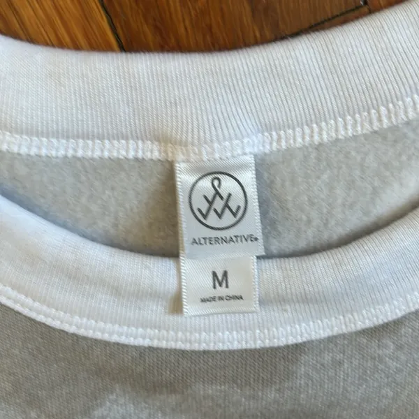 NWOT Alternative Fleece Drop Shoulder Cropped Pullover Sweatshirt - Image 3