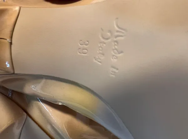Alternative yellow patent leather scrunch trim Heels Size 39: Made in Italy - Image 8