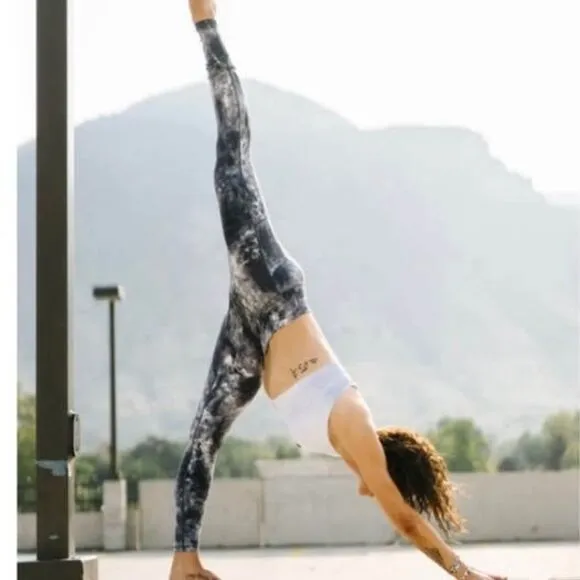 ZYIA Active Gray Womens High-Waisted Cropped TieDye Print Leggings 14 16 Pilates - Image 2