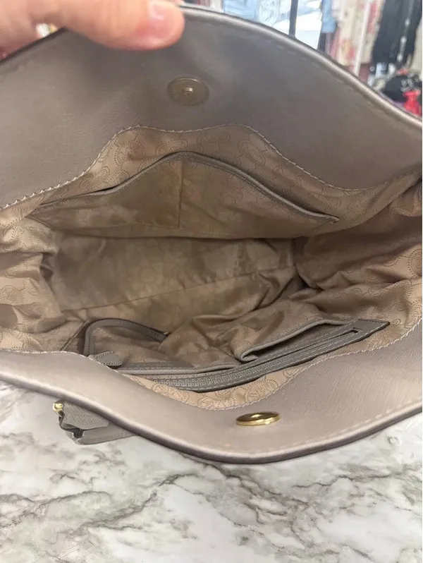 Michael Kors large purse - Image 8