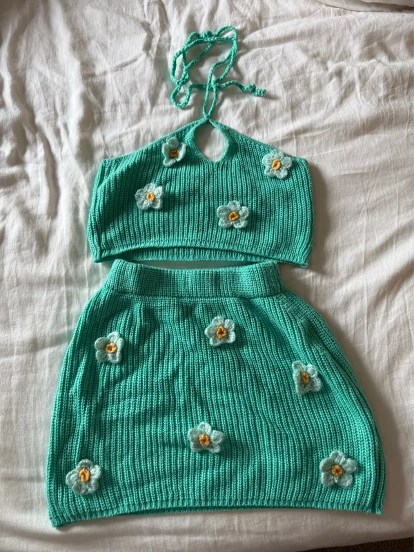 These Three Boutique Floral knit set - Image 2