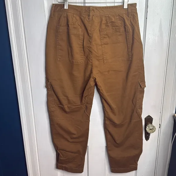 Banana Republic High-Rise Cargo Pant in Camel W1126 Sz 10 - Image 6