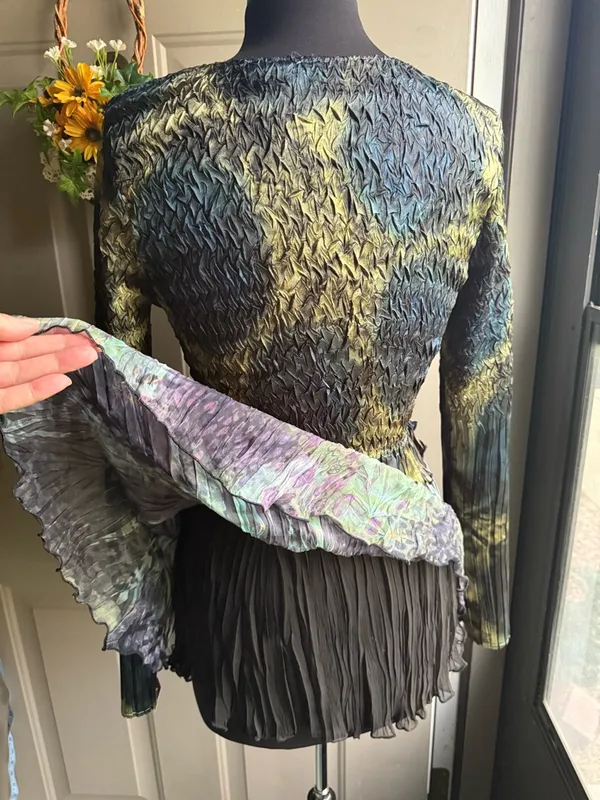 Vintage Y2K Alberto Makali satin pleated rhinestone animal print top, size large - Image 12