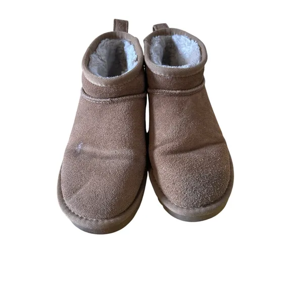 Cushionaire Womens Chestnut Brown Faux Suede Faux Fur Mini Ankle Boots Size 6.5M - Image 2