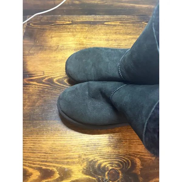 Ugg Black Bailey‎ Bow Boots Size 6 - Image 2
