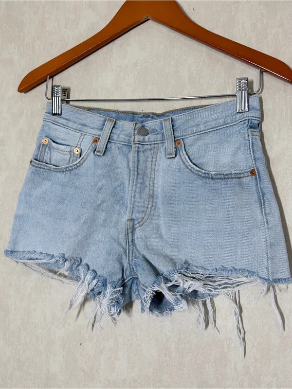 Levi’s Women’s 501 Original High Rise Jean Shorts Button Fly Raw Hem 24 - Image 2