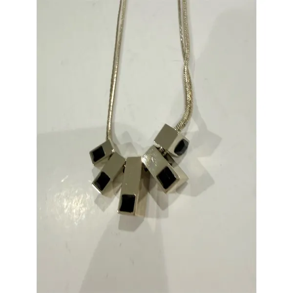 $40 White House Black Market Reversible Necklace mix metal cute gift - Image 3