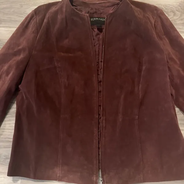 Bernardo Size 1X Burgundy Genuine Leather Full Zip Blazer - Image 2
