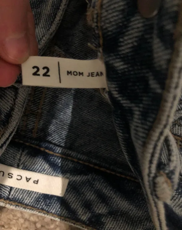 PacSun Light Washed Mom Jeans - Image 5