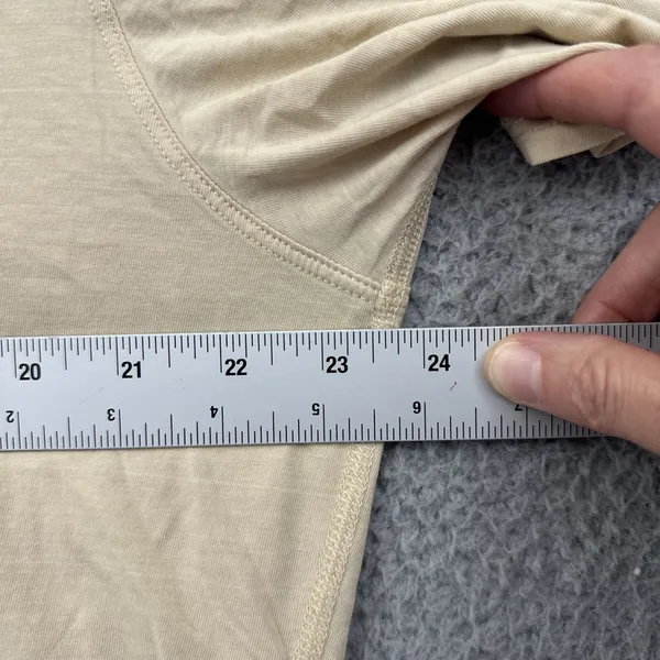 Lululemon Back In Action Short Sleeve Shirt Pale Linen Athleisure Women's 8 - Image 5