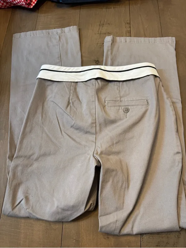 Wild Fable Size 2 Gray Pants with White Stripe Waistband - Image 3