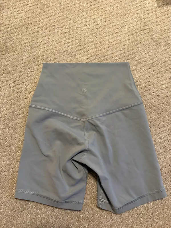 Lululemon Biker Shorts 6" light grey  - Image 2
