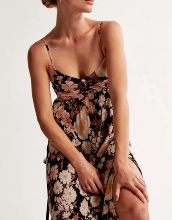 Abercrombie Crinkle Textured Ruched Maxi Dress - Image 3