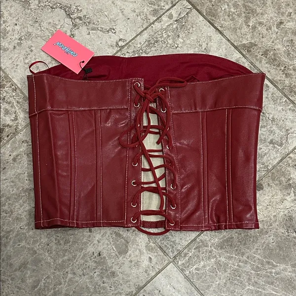 Edikted Moss Faux Leather Lace Up Corset Burgundry NEW Medium - Image 5