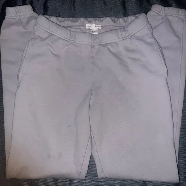 Good American lavender joggers - Image 2