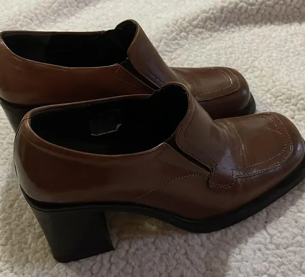 Aldo Women’s Leather chunky Y2K Shoes Loafers Size 5.5U.S Brown Casual Slip on - Image 3