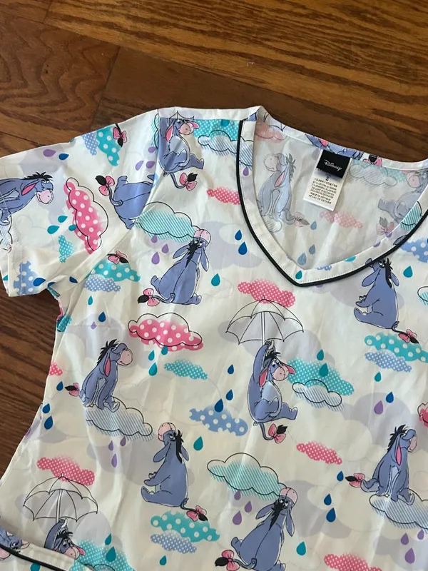 Disney Eeyore Sunshower Womens Scrub Top V-Neck Short Sleeve Pockets Size Small - Image 9