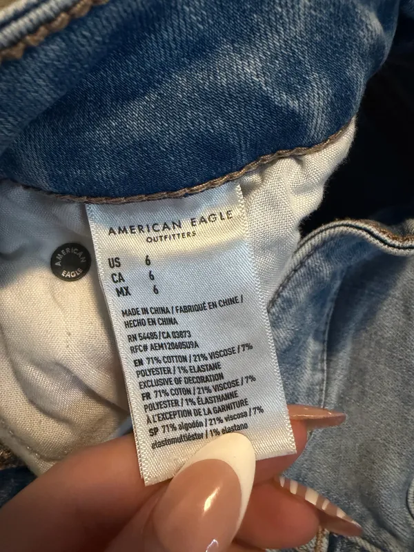 American Eagle Outfitters Light Blue Ripped Jean Shorts - Image 4